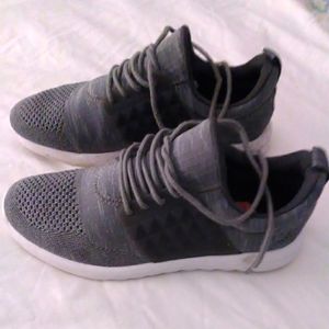 Aldo Athletic shoes Gray size 6